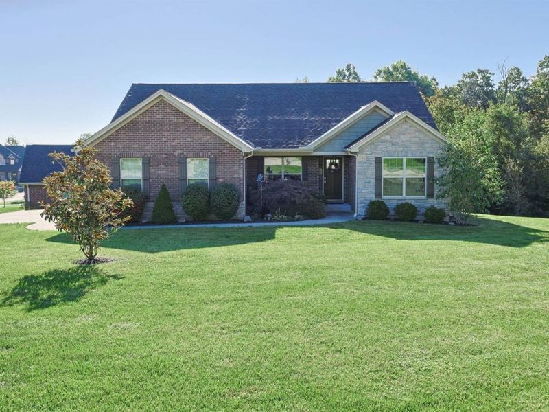 3325 Echo Point Court, Hamilton, OH 45013 Photo 1