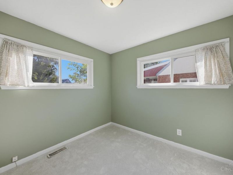 3923 Hemphill Way, Deer Park, OH 45236 Photo 10