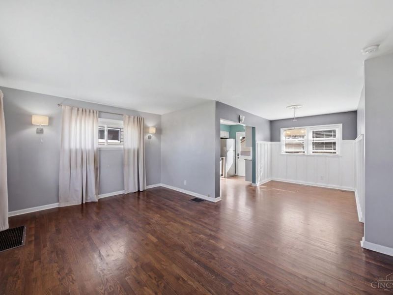 3923 Hemphill Way, Deer Park, OH 45236 Photo 4