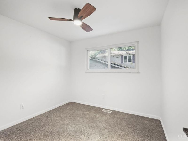 812 Yorkhaven Road, Springdale, OH 45240 Photo 10