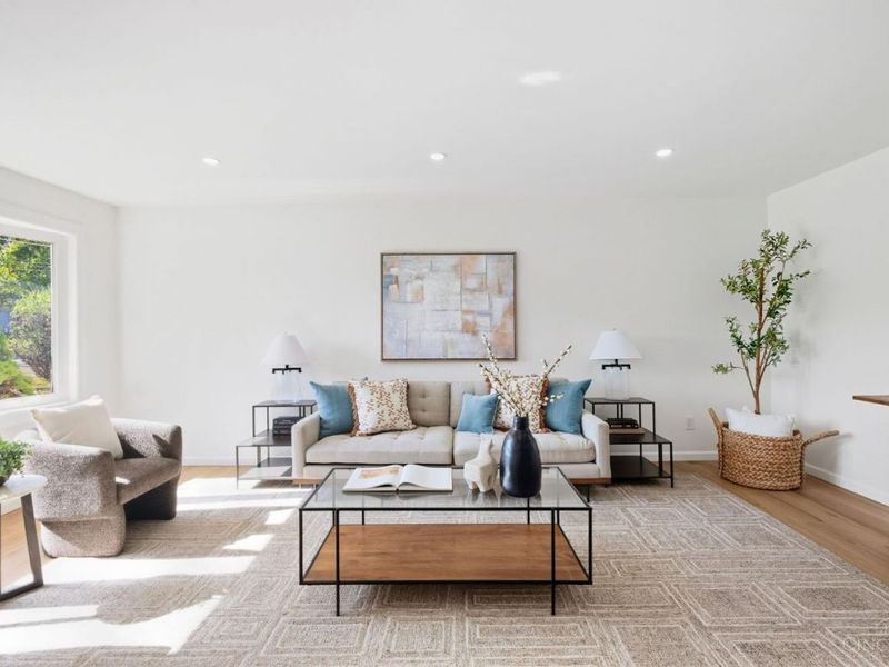 812 Yorkhaven Road, Springdale, OH 45240 Photo 2
