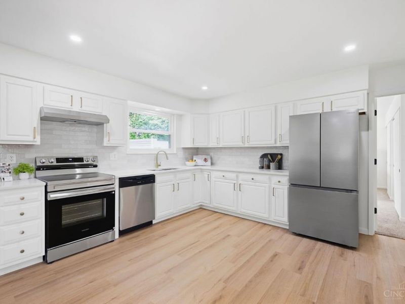 812 Yorkhaven Road, Springdale, OH 45240 Photo 8