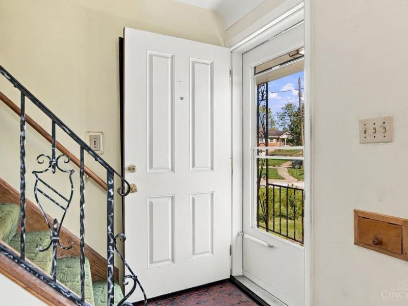5745 Glow Court, Cincinnati, OH 45238 Photo 5