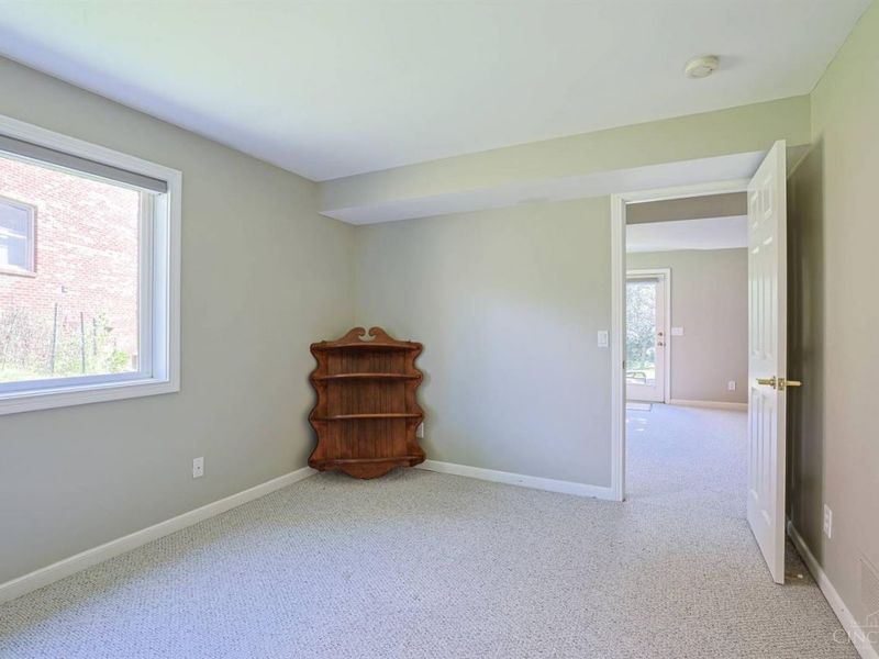 285 Ashley Court, Wyoming, OH 45215 Photo 38