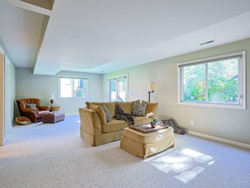 285 Ashley Court, Wyoming, OH 45215 Photo 42