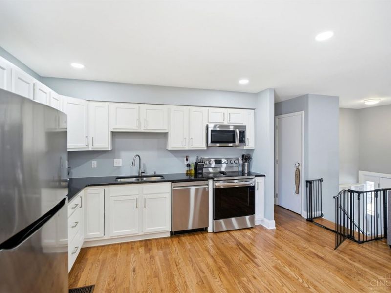 2585 Ambassador Drive, Colerain Township, OH 45231 Photo 10