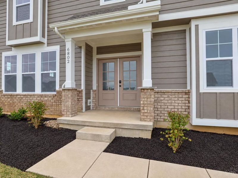 6802 Cork Drive, West Chester, OH 45069 Photo 2