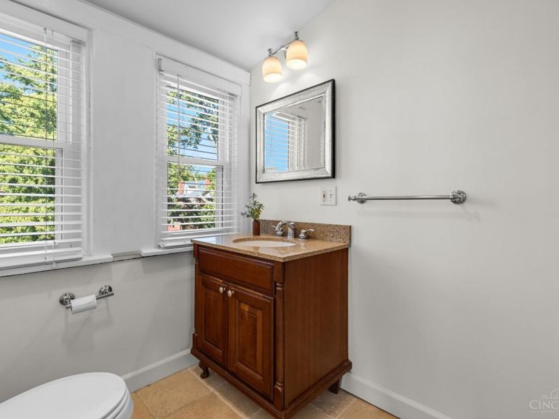 3539 Zumstein Avenue, Cincinnati, OH 45208 Photo 43