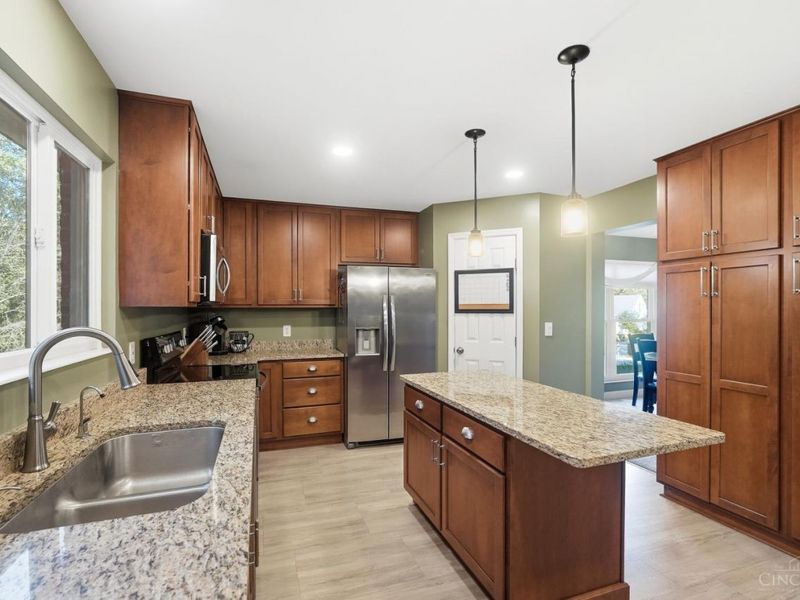 1113 Springridge Court, Miami Township, OH 45150 Photo 10
