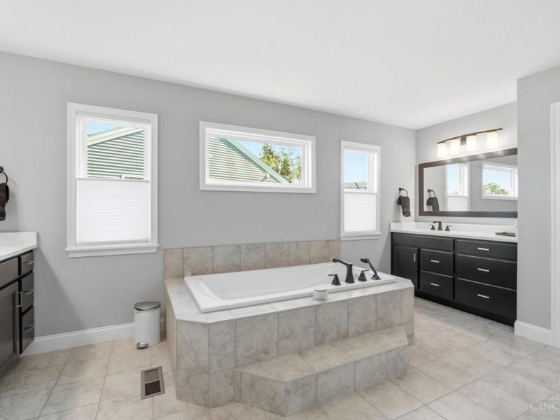 850 Sand Trap Place, Turtle Creek Township, OH 45036 Photo 7