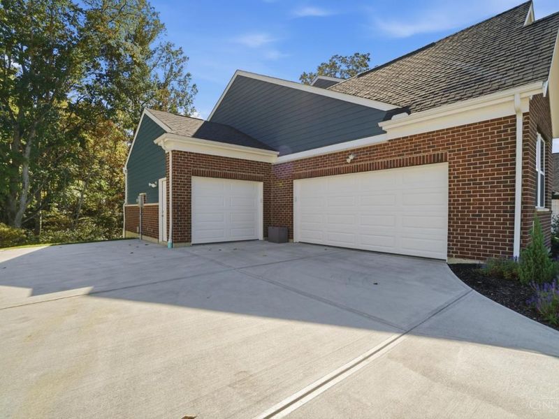 3807 Sturbridge Way, Pierce Township, OH 45245 Photo 2
