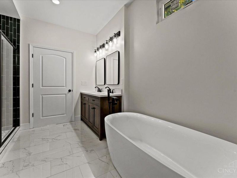 8391 Dimmick Road, West Chester, OH 45241 Photo 14