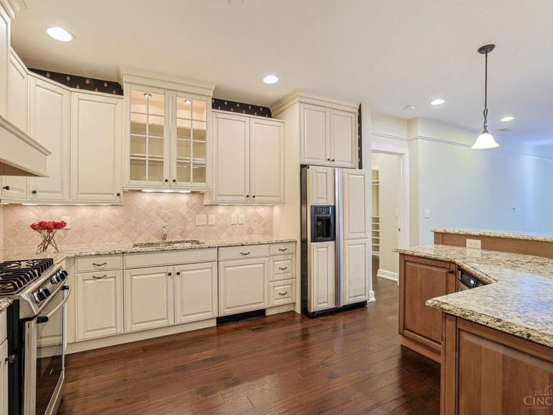 3942 Miami Road, Unit 203, Mariemont, OH 45227 Photo 16