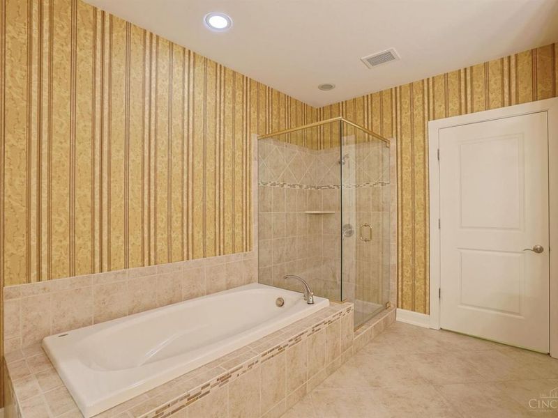 3942 Miami Road, Unit 203, Mariemont, OH 45227 Photo 25