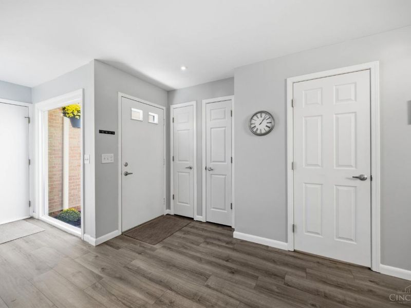 3760 Ashworth Drive, Cincinnati, OH 45208 Photo 4