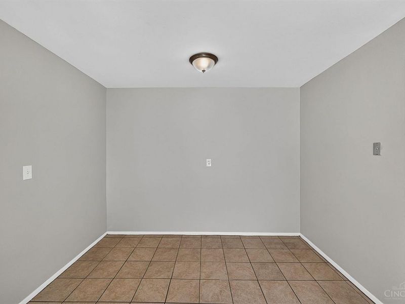 5855 Shadymist Lane, Cincinnati, OH 45239 Photo 14