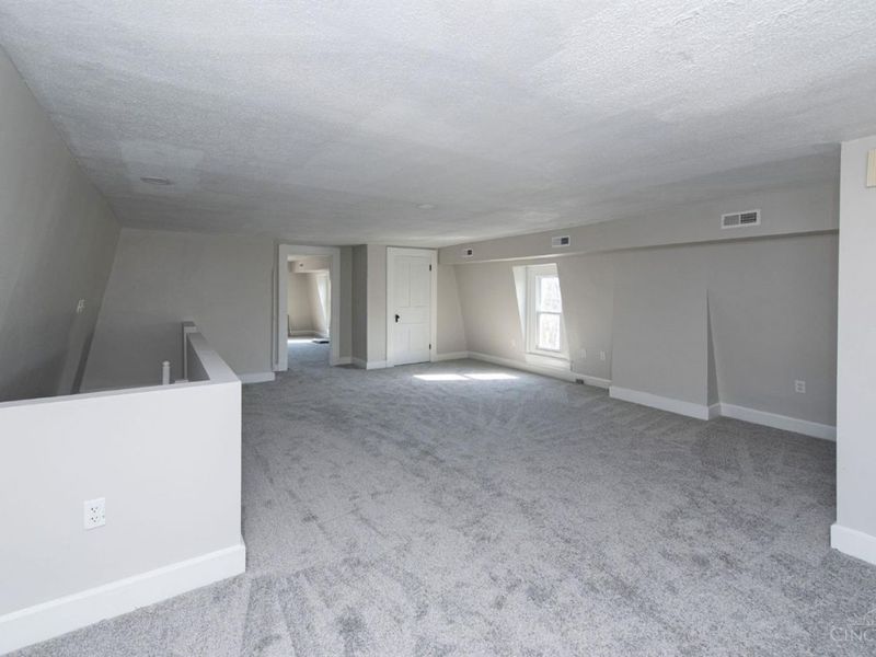1743 Compton Rd, Cincinnati, OH 45248 Photo 28