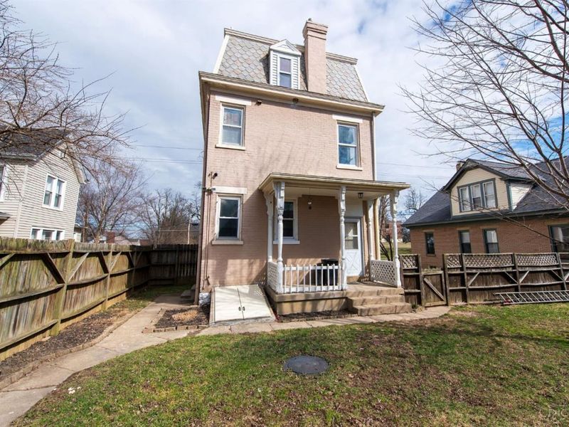 1743 Compton Rd, Cincinnati, OH 45248 Photo 3