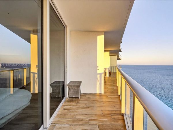 4111 S Ocean Dr , Unit 3703, Hollywood, FL 33019