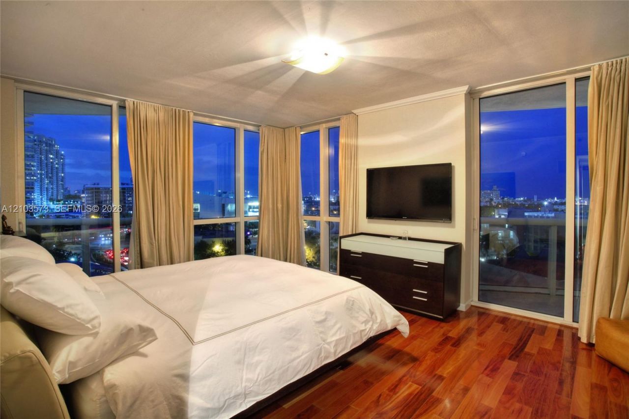 400 Alton Rd , Unit 811, Miami Beach, FL 33139 Photo