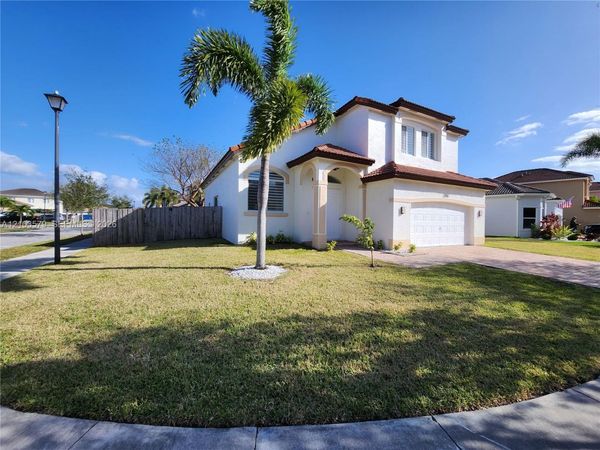 2055 SE 19th Street , Homestead, FL 33035