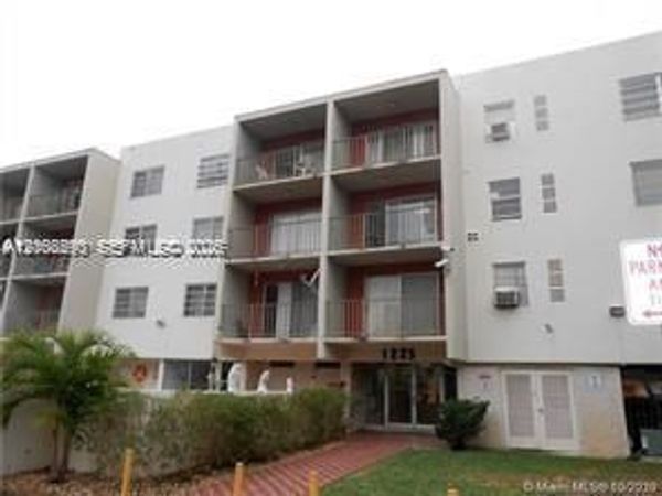 1225 NE 124th St , Unit 28A, North Miami, FL 33161