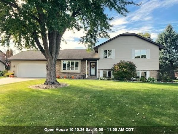 1267 SNOWDON DRIVE, Oshkosh, WI 54904