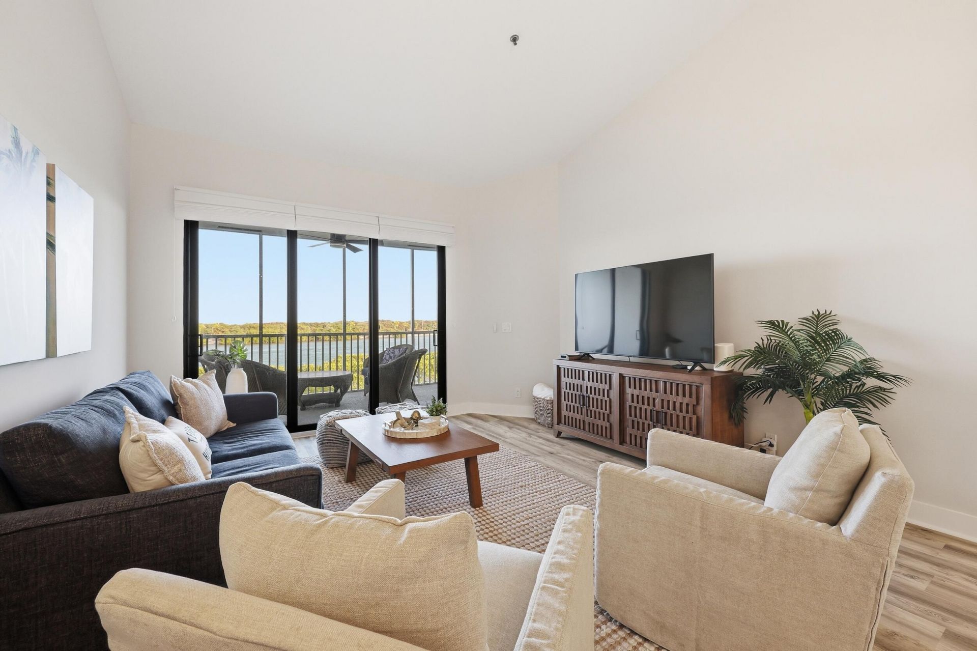 200 Waterway Road, Unit 307, Tequesta, FL 33469 Photo