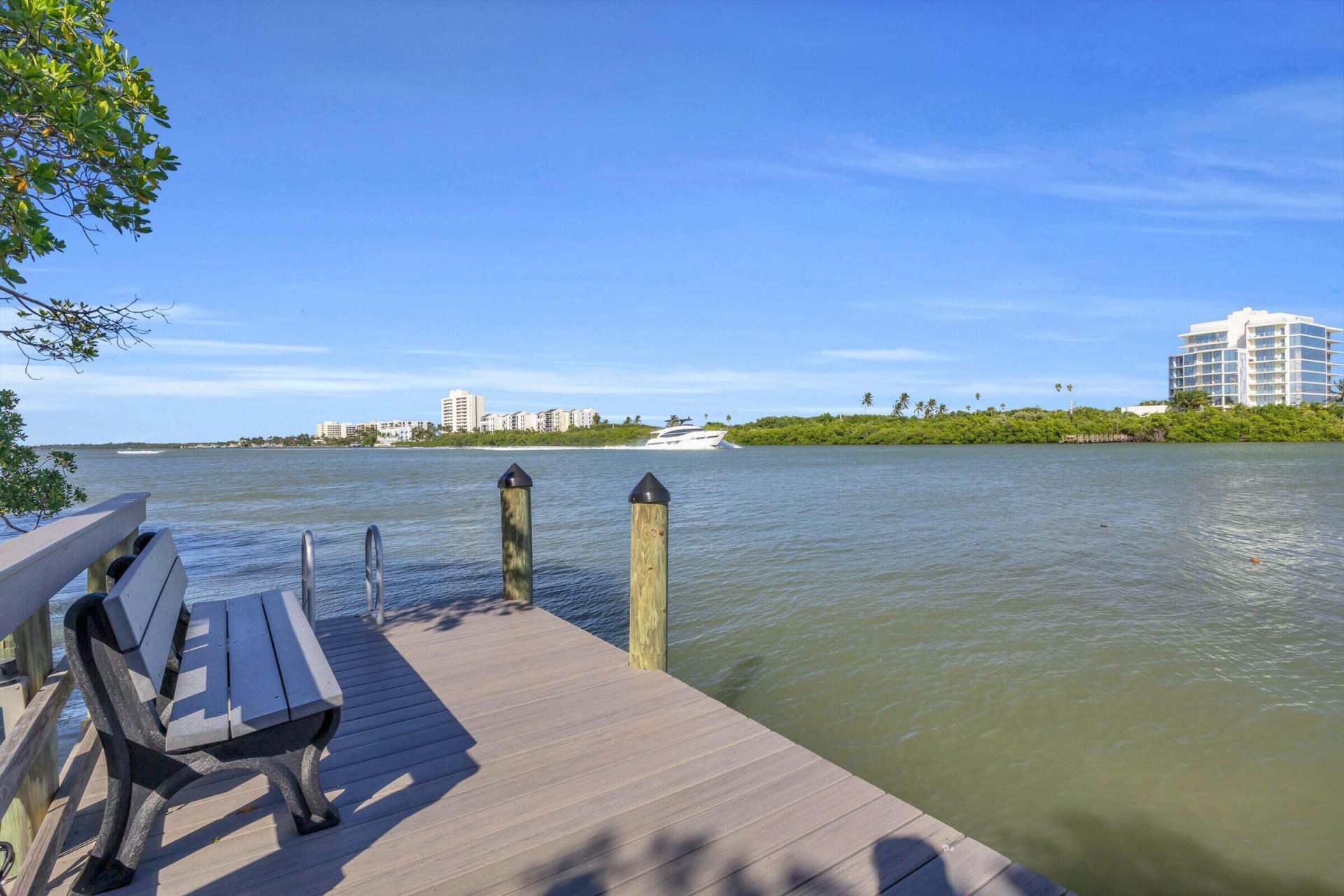 200 Waterway Road, Unit 307, Tequesta, FL 33469 Photo