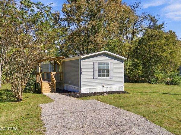 9544 Raccoon Woods Drive, Heiskell, TN 37754