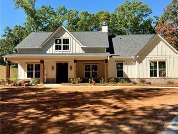 564 Charlotte Lane , Bremen, GA 30110
