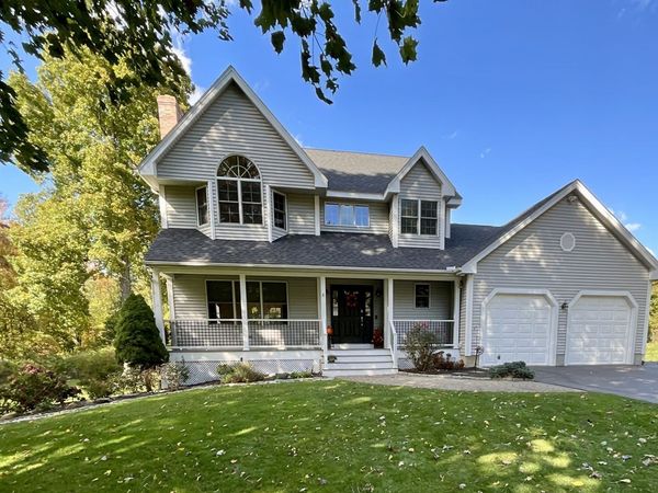 8 Anderson Ln, Grafton, MA 01536