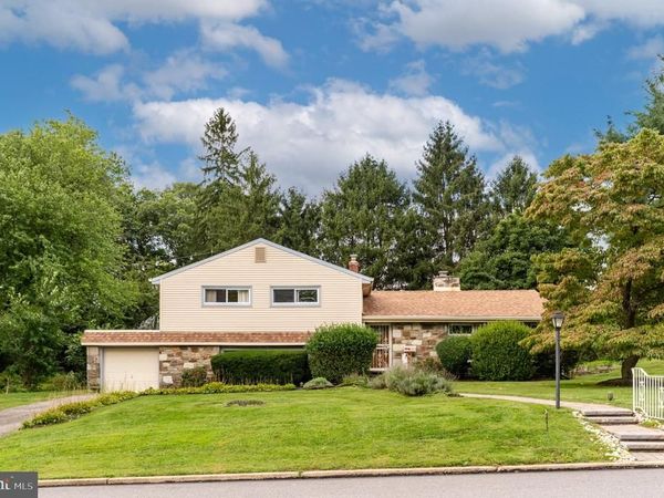 310 HEDGEROW LANE , WYNCOTE, PA 19095