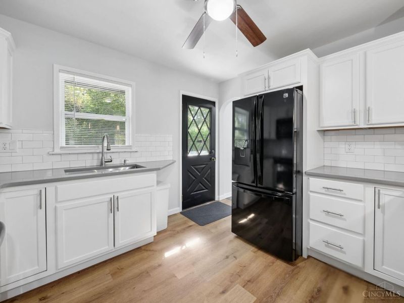 5940 Kenneth Avenue, Cincinnati, OH 45224 Photo 13