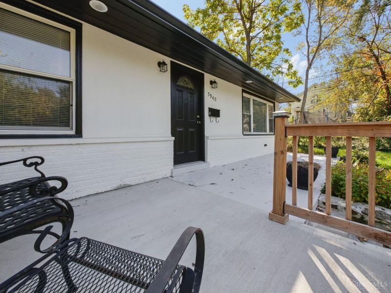 5940 Kenneth Avenue, Cincinnati, OH 45224 Photo 7
