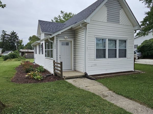 104 E State Street , New Ross, IN 47968