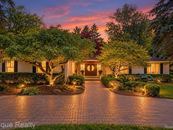 2844 Severn Lane, Bloomfield Hills, Mi 48304