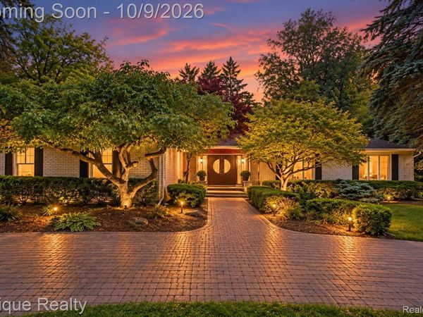 2844 Severn Lane, Bloomfield Hills, Mi 48304