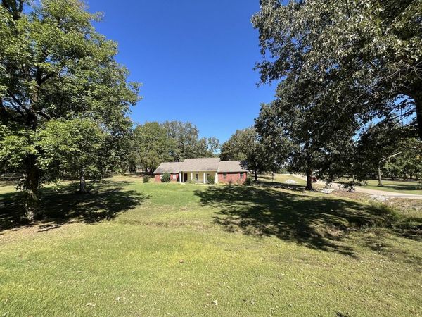 1302 Industrial Park Dr., Baldwyn, MS 38824