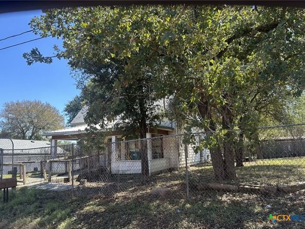 1504 Pidcoke Street , Gatesville, TX 76528