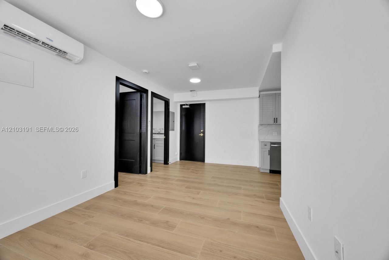 1148 SW 27th Ave , Unit 6, Miami, FL 33135 Photo