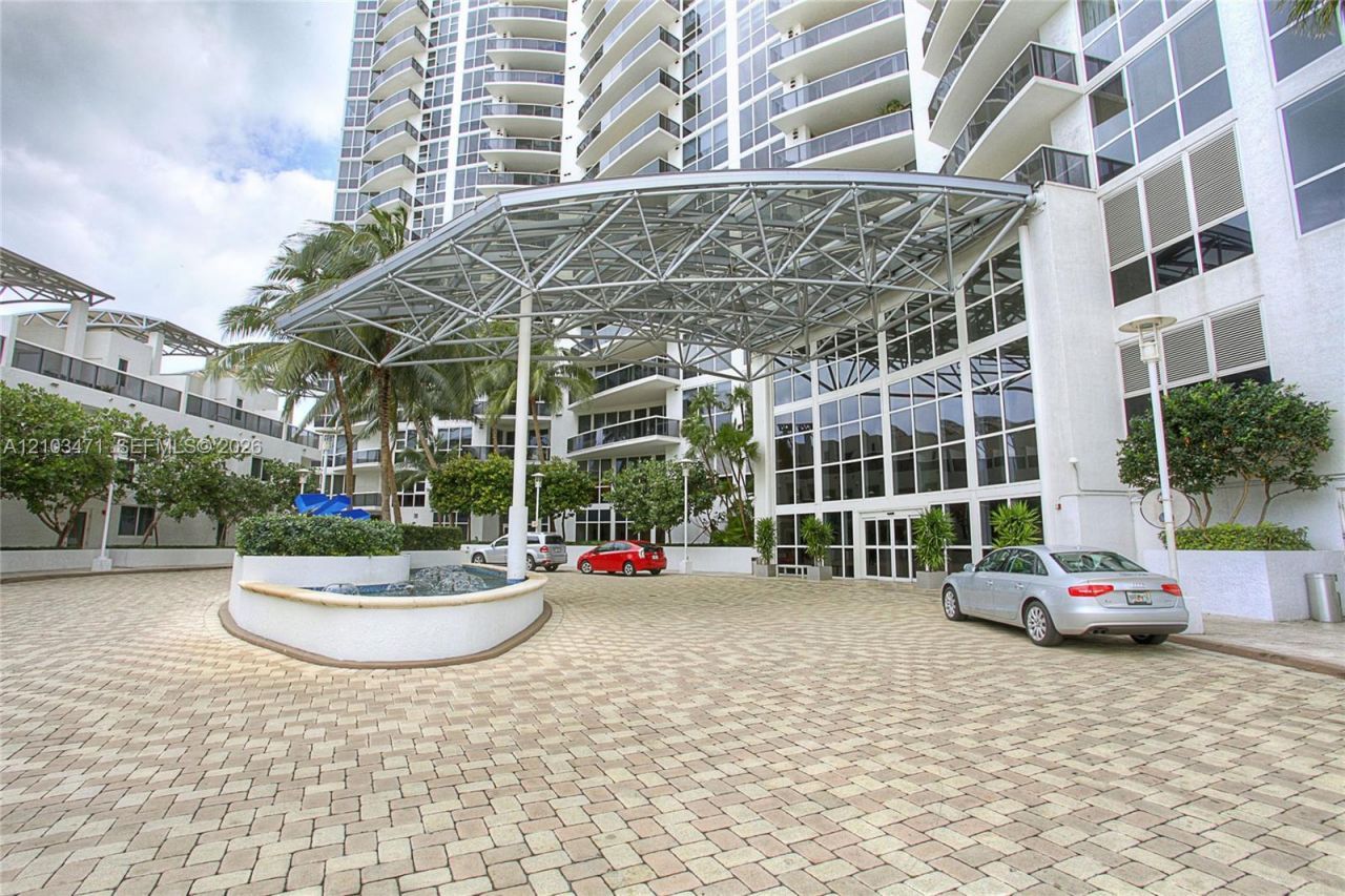 400 Alton Rd , Unit 811, Miami Beach, FL 33139 Photo