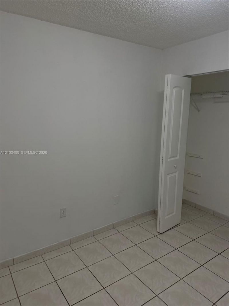 5055 NW 7th St , Unit 604, Miami, FL 33126 Photo