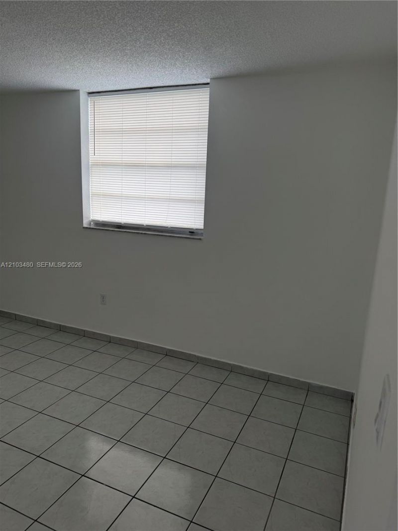 5055 NW 7th St , Unit 604, Miami, FL 33126 Photo