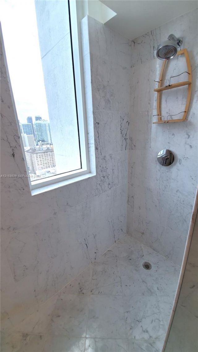 253 NE 2nd St , Unit 1809, Miami, FL 33132 Photo