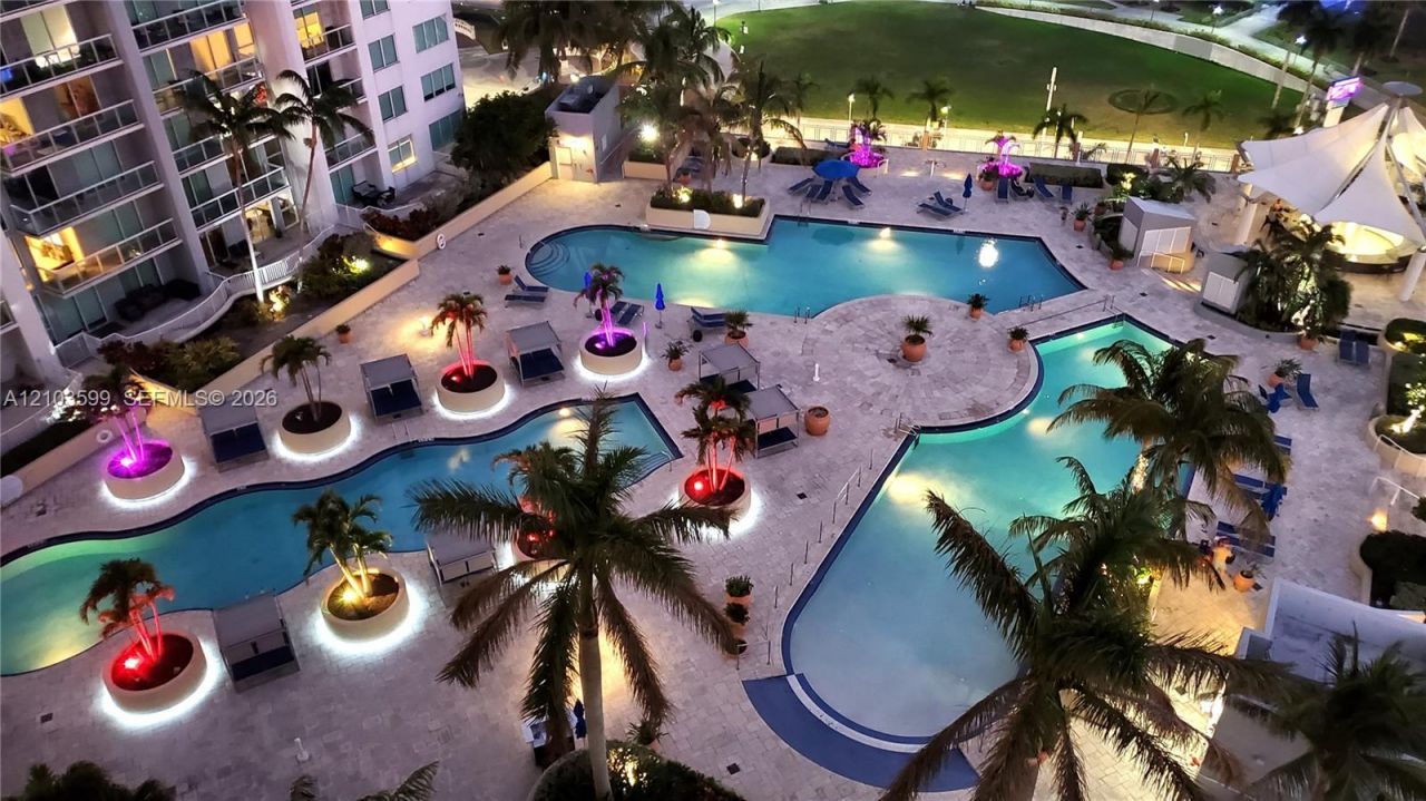 253 NE 2nd St , Unit 1809, Miami, FL 33132 Photo