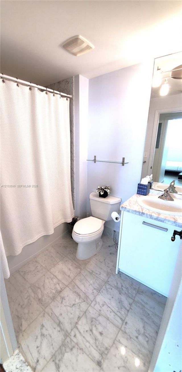 253 NE 2nd St , Unit 1809, Miami, FL 33132 Photo