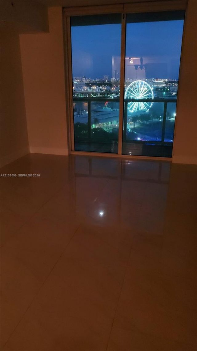 253 NE 2nd St , Unit 1809, Miami, FL 33132 Photo