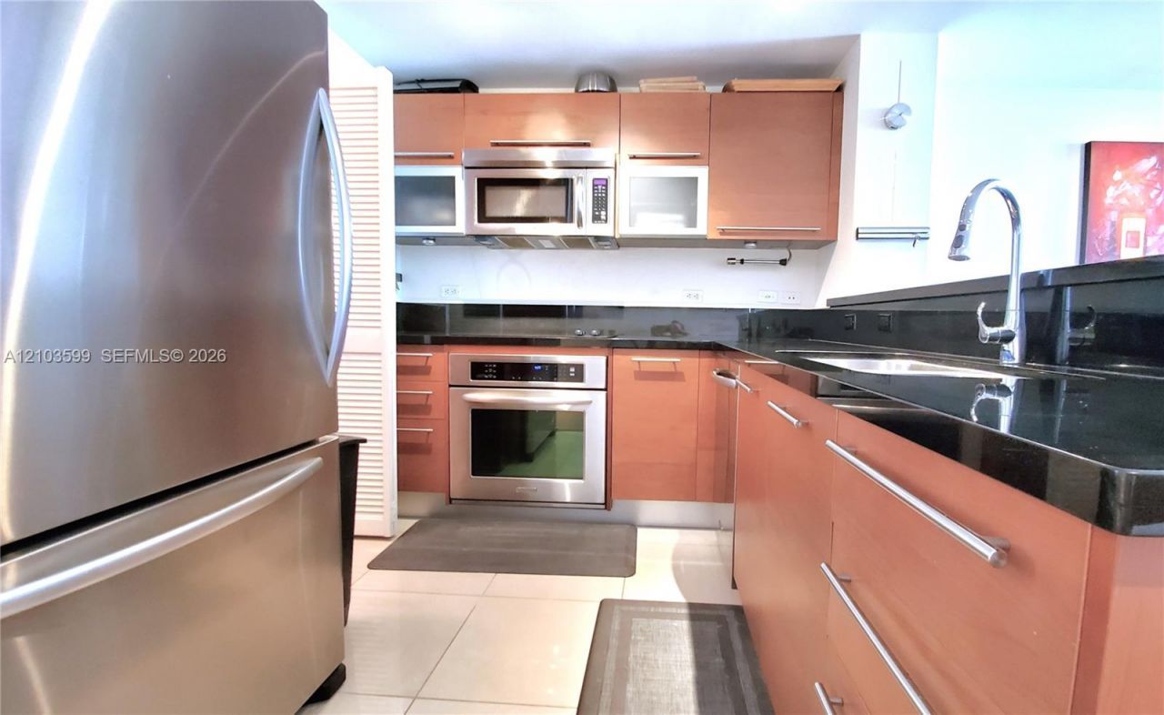 253 NE 2nd St , Unit 1809, Miami, FL 33132 Photo