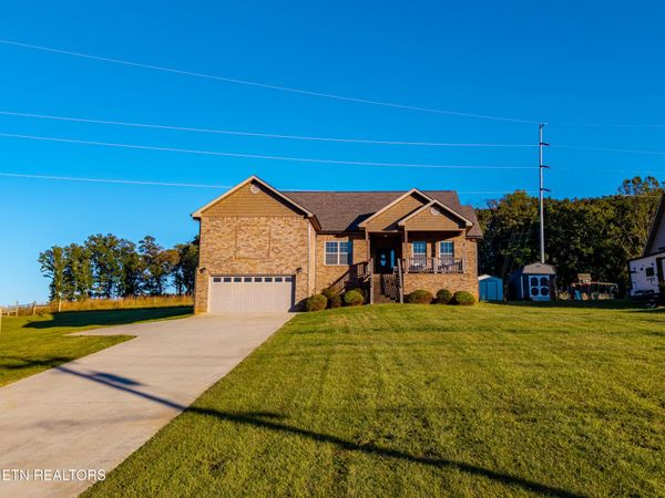 1252 Marble Hill Rd, Friendsville, TN 37737